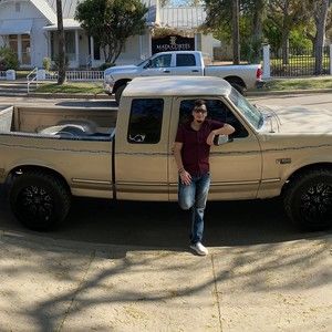 Meet your Posher, Dario